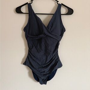 Navy full piece swimsuit